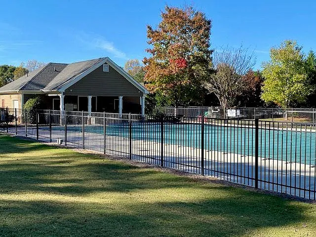 322 Oak Leaf Pl — Photo 38