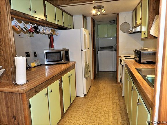 5th image of 7949 W Bredesen Ct