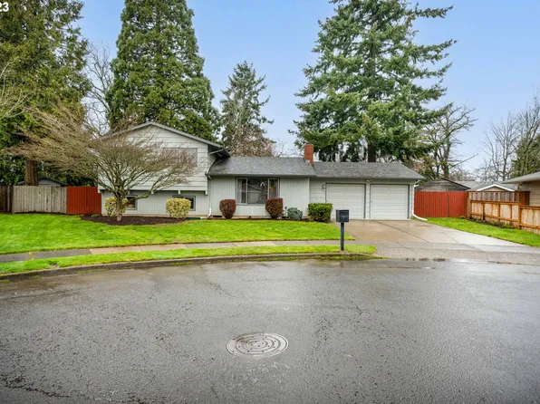 17033 SE Madison St, Portland, OR 97233