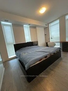 297 College St #820 — Photo 12