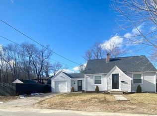24 Susan Ave, Johnston, RI 02919