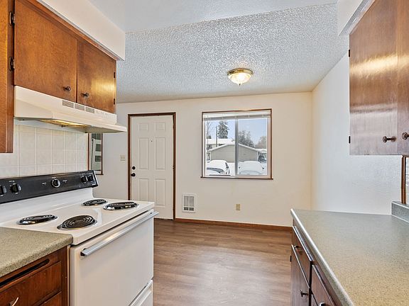 4th image of 314 N Lefevre St #519-102