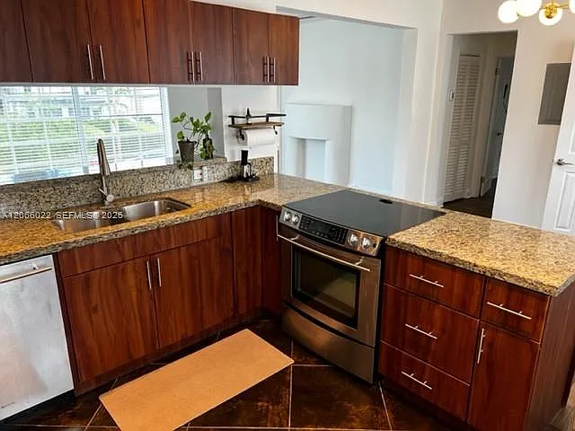 3900 N Meridian Ave #4 — Photo 6