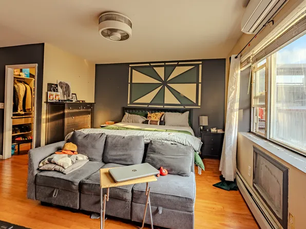 86 Van Siclen Avenue image 9 of 13