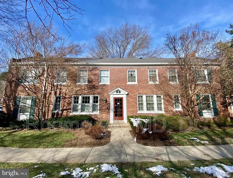 1 bed, 1.0 bath, 627 sqft, $2,000 — Photo 1