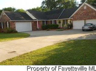 3939 Hamilton St, Hope Mills, NC 28348