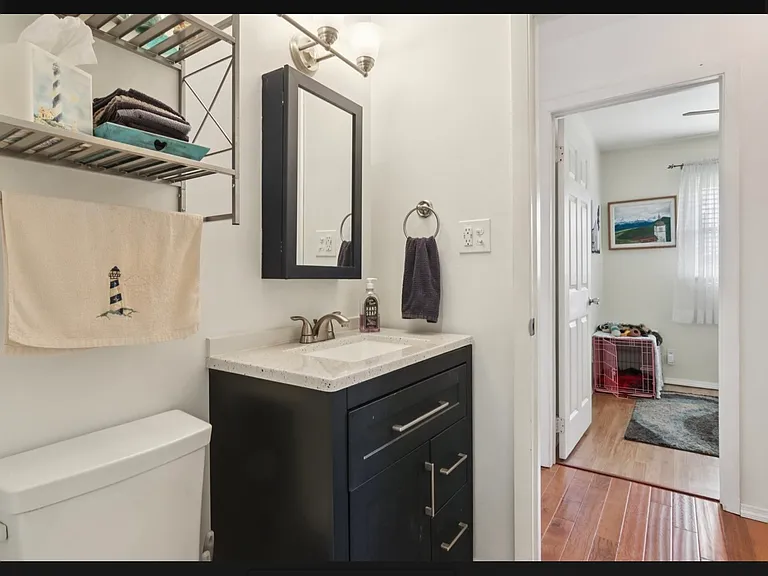 19617 Sycamore St — Photo 17