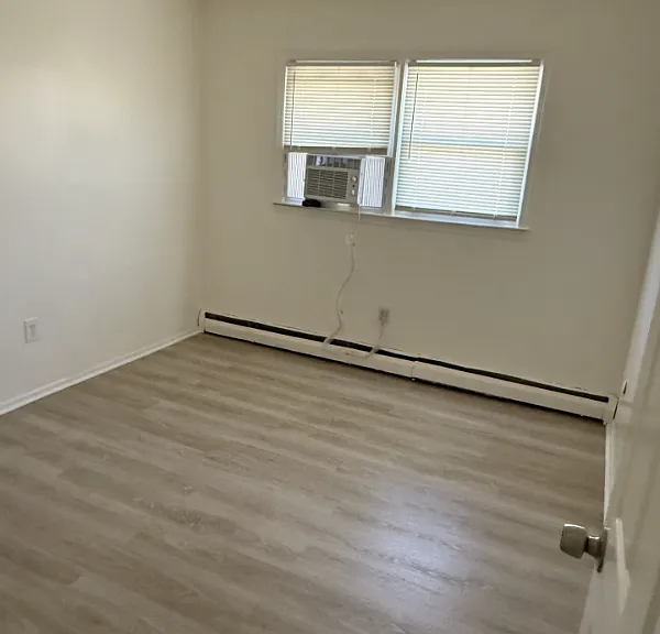 312-314 Convery Blvd #314-B — Photo 2
