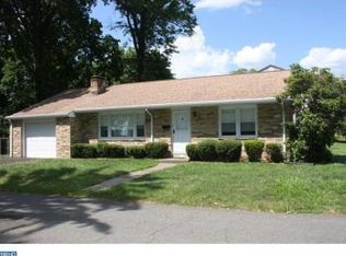 6 Mount Ave, Hamilton, NJ 08620