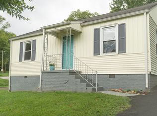 2311 Greenfield Ln, Knoxville, TN 37917