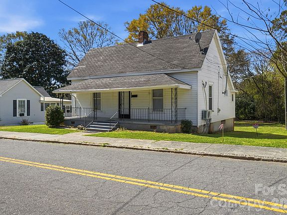2nd image of 123 Highland St