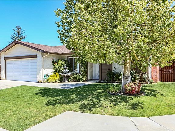 2nd image of 25852 Alegro Dr