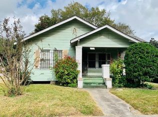 1139 W Gardner St, Houston, TX 77009