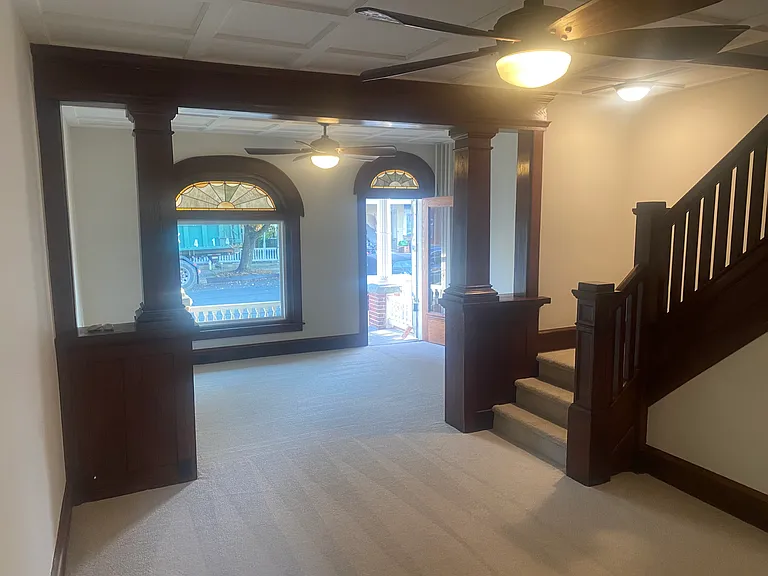116 W Franklin St — Photo 13