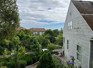 225 SW Whitaker St APT A, Portland, OR 97239