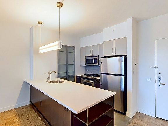 3rd image of 312 11th Ave APT 16N
