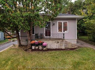3 Cora St E, Huntsville, ON P1H 1T5