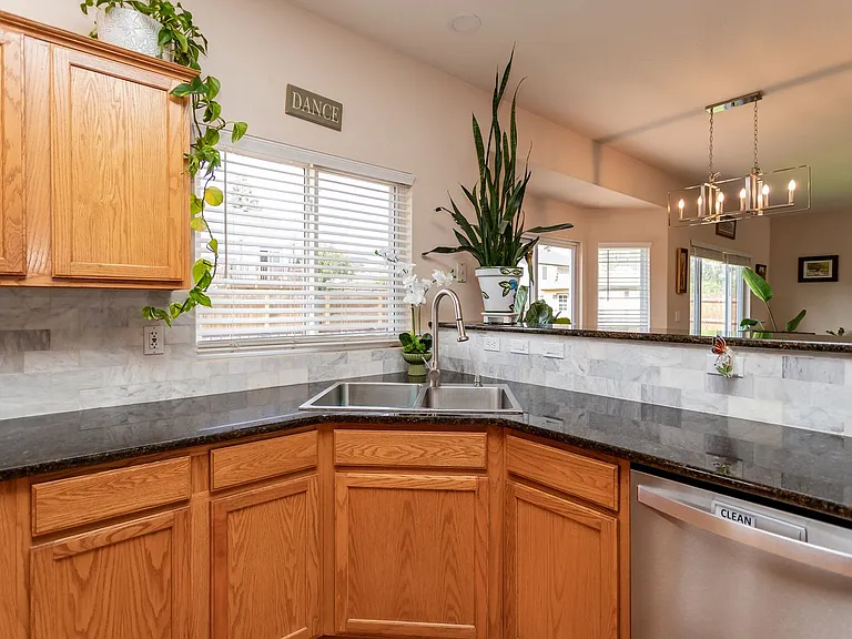 5712 Stable Ct — Photo 15