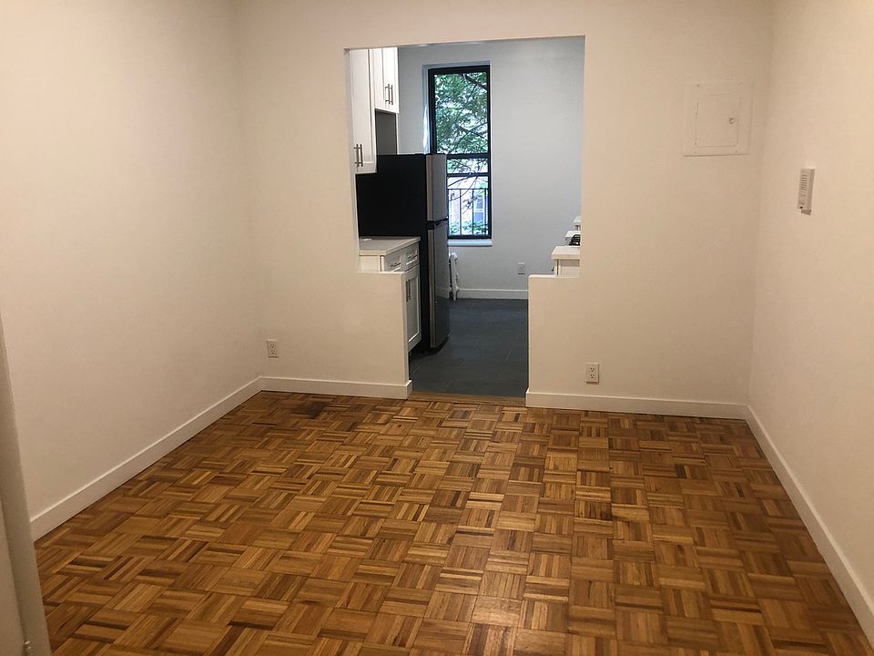 2nd image of 232 E 77th St #9A