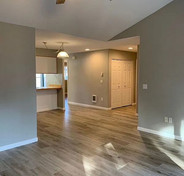 13613 SE Oatfield Rd — Photo 19