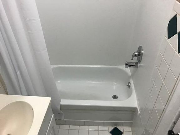 4th image of 5210 S 22nd St