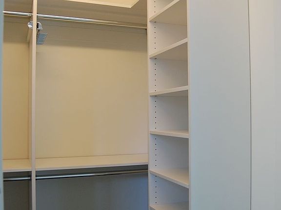 5th image of 20 W 53rd St #23C