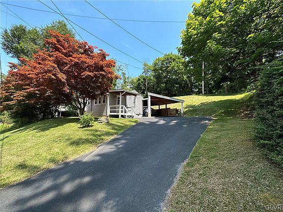 2nd image of 112 E Terrace Dr