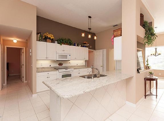 4th image of 1264 Sunningdale Ln