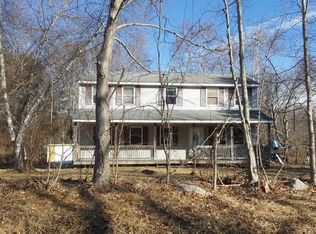 957 Guelphwood Rd, Southbridge, MA 01550