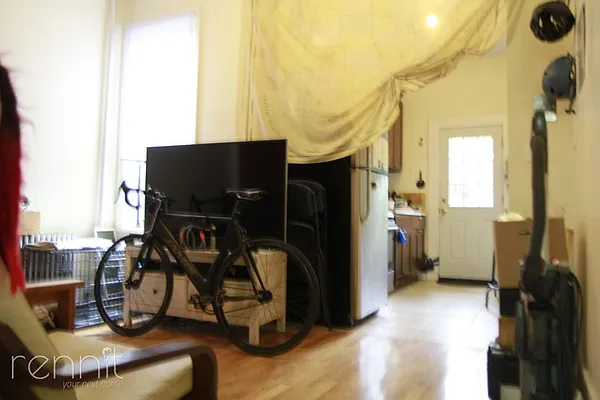 Rented by Rennit Inc. | media 49