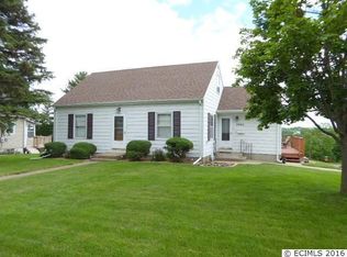 2902 Muscatine St, Dubuque, IA 52001