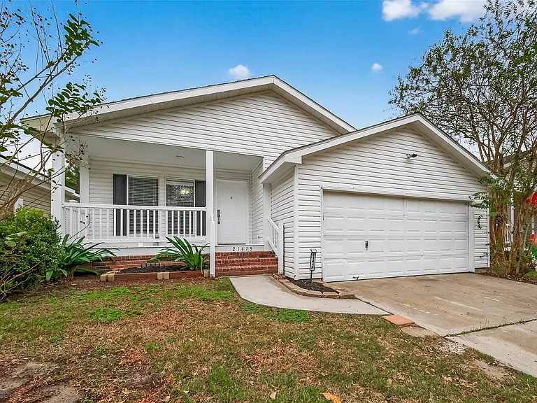 21415 Sweet Grass Ln — Photo 3
