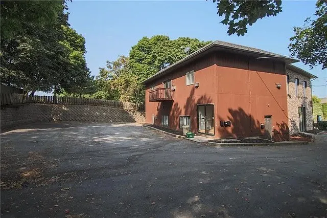 241 Norris Dr — Photo 12