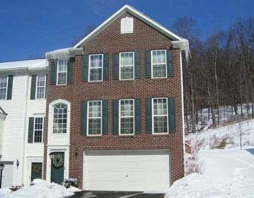 1st image of 657 Village Green Blvd E