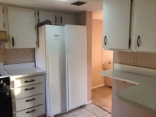 5th image of 625 N Halifax Ave APT 35