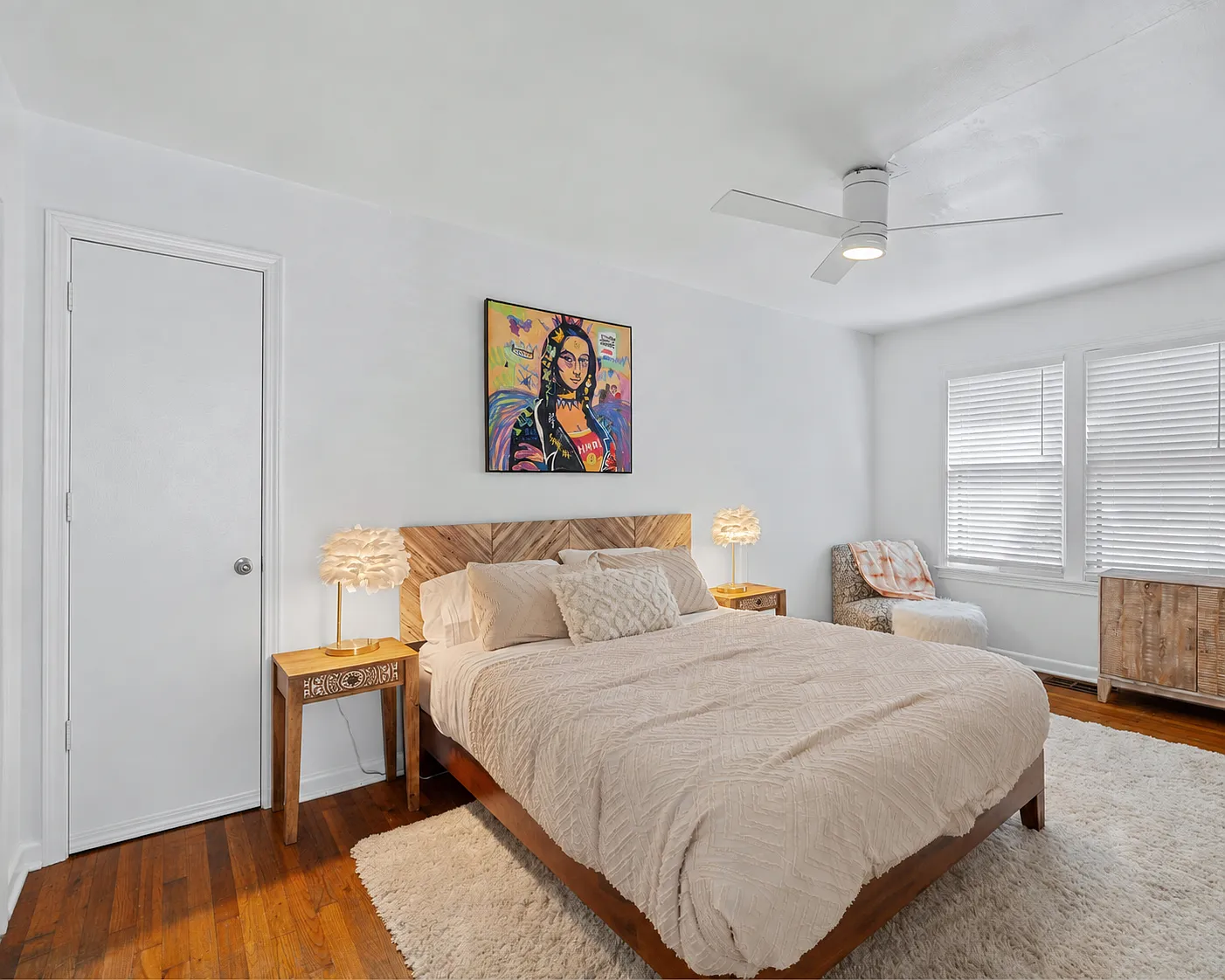 2 bed, 877 sqft, $2,350 — Photo 4