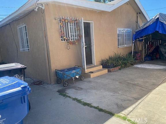 3rd image of 604 W 83rd St