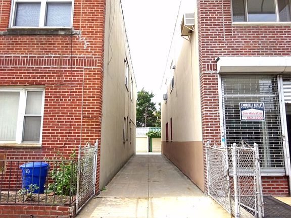 2nd image of 2312 Steinway St