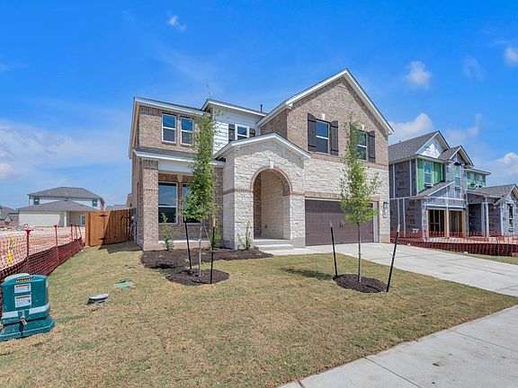 2nd image of 5006 Herculaneum Ln