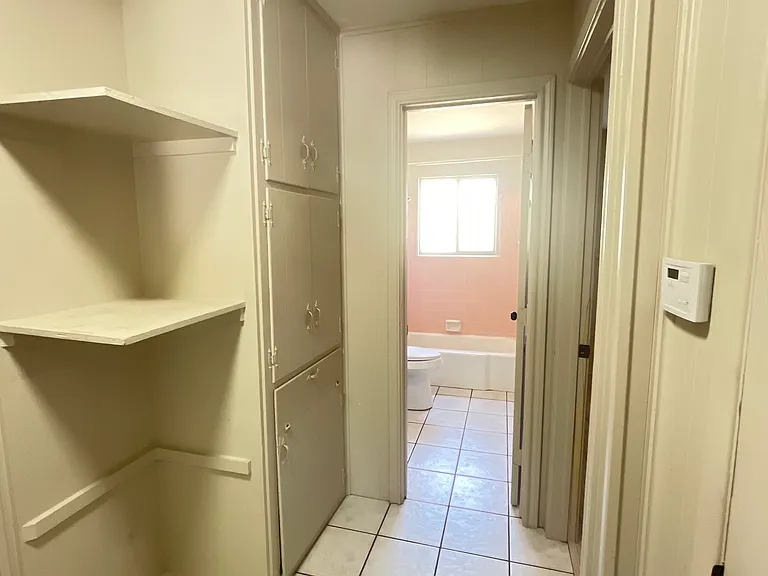 207 N Winchester Way #3 — Photo 4
