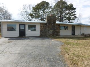 510 E Pineville Rd, Washburn, MO 65772