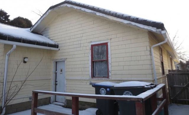 2nd image of 1833 Adelaide Blvd