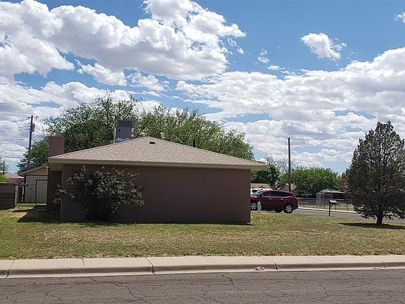 4th image of 2610 Thompson Dr