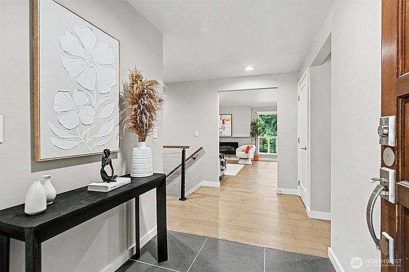 4th image of 14023 SE 60th Street