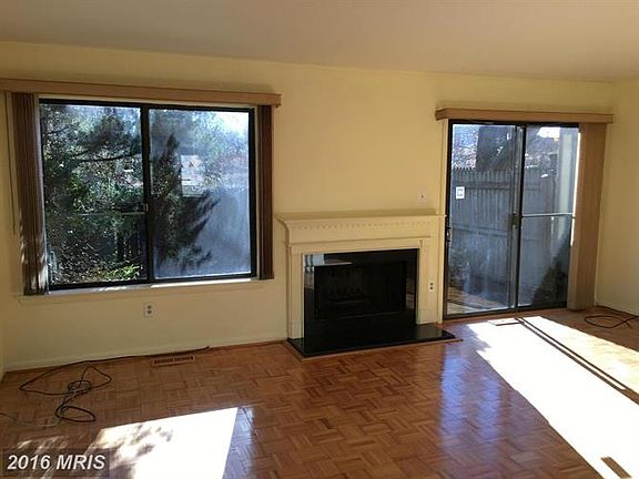5th image of 10611 Muirfield Dr