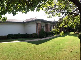 8518 Cedar Oaks Dr, Grove, OK 74344
