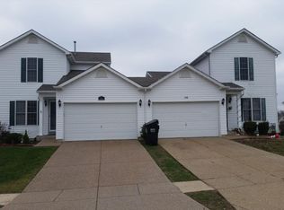518 River Forest Dr, Wentzville, MO 63385