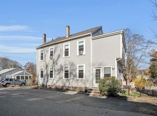 17 Clark St, Georgetown, MA 01833