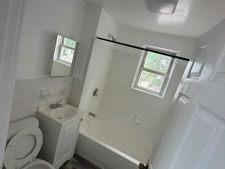 231 3rd St #3 — Photo 6