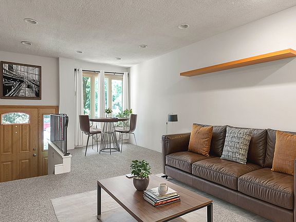 5th image of 7435 N Ashland Ave